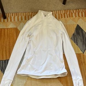 Women’s white Lululemon half zip up size 6